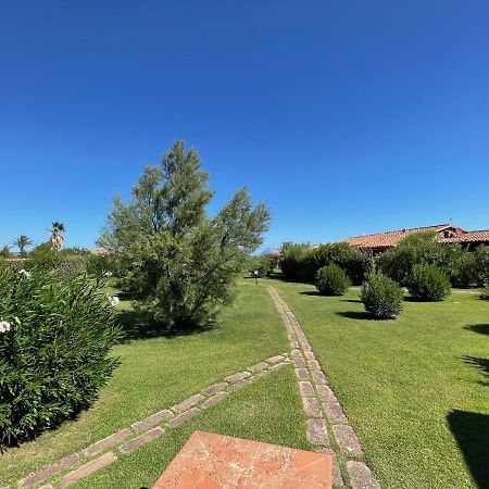 Appartamento In Villaggio, A 150Mt Dal Mare サン・テオドーロ エクステリア 写真