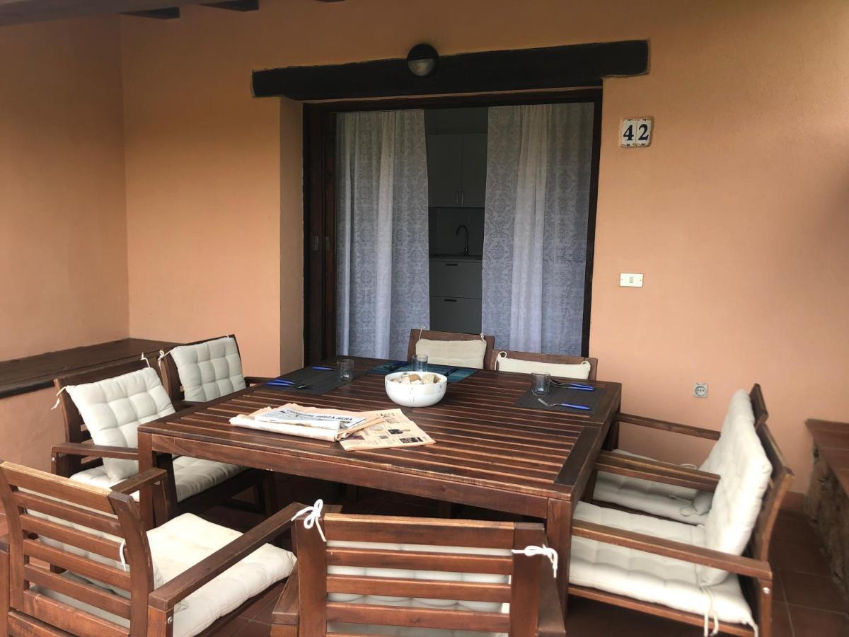 Appartamento In Villaggio, A 150Mt Dal Mare サン・テオドーロ エクステリア 写真