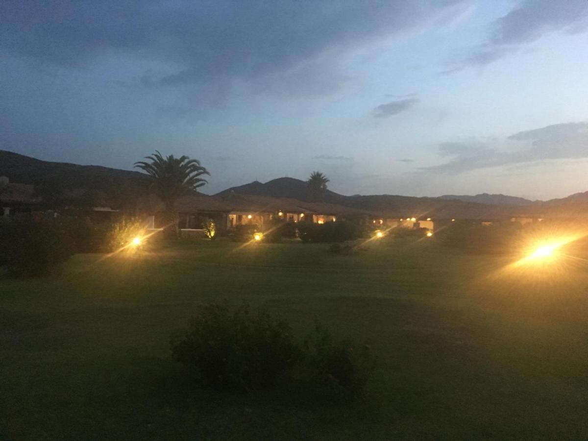 Appartamento In Villaggio, A 150Mt Dal Mare サン・テオドーロ エクステリア 写真